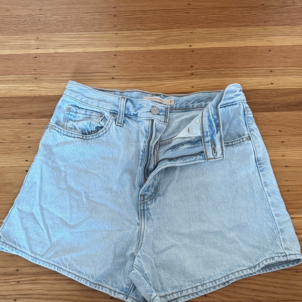 Levi's Light Blue High-Waisted Jean Shorts - Picture 2 of 7